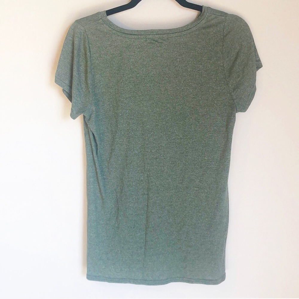 Cotton On Heather Green Super Soft T-Shirt! - Picture 3 of 3